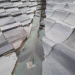 土瓦の屋根で、銅板に穴が開いてしまう理由とは？